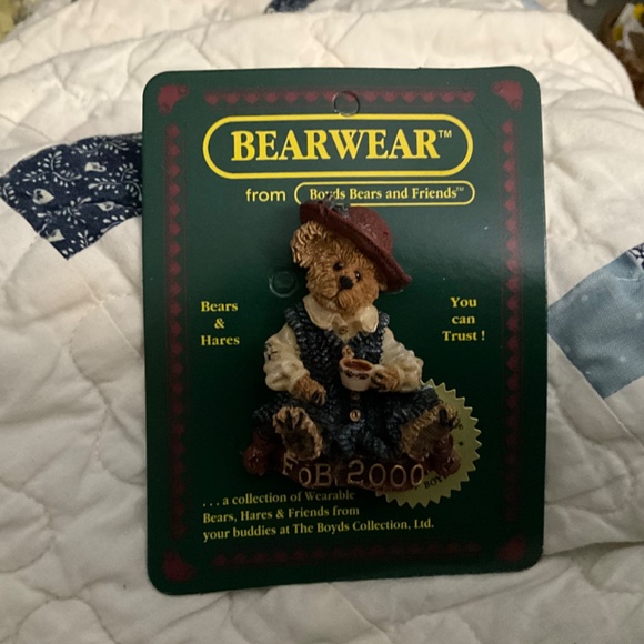 Vintage Boyds Bears & Friends Bearwear Brooch, 2000 - Picture 11 of 11